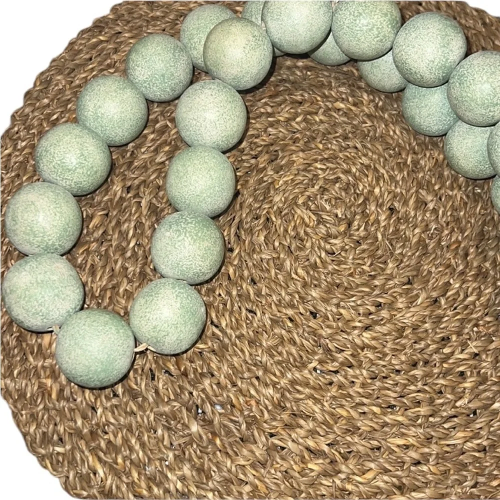Elegant Mint Green Decorative Bead Garland